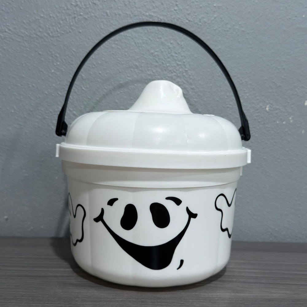 Vintage 1991 McDonalds Halloween McBoo Pail Ghost Bucket with Lid Cookie Cutter